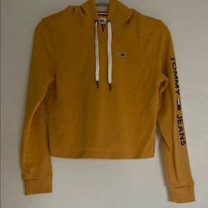 90s Tommy Hilfiger Yellow Cropped Long Sleeve Sweatshirt